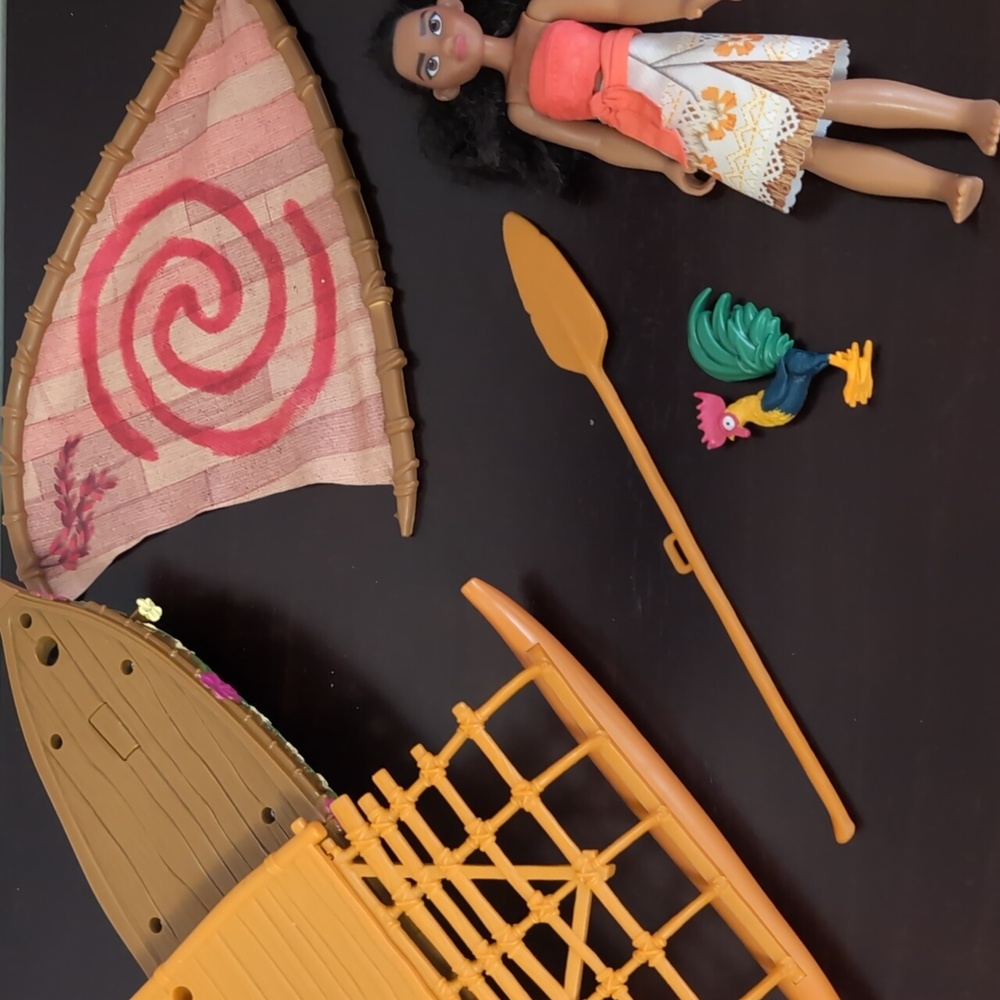 Moana Starlight Canoe Set